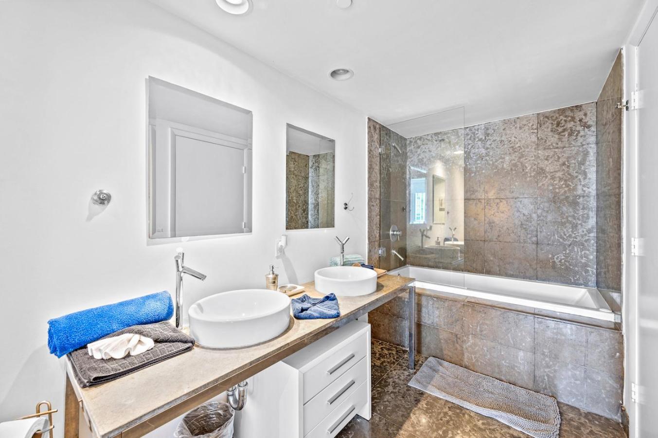 *W Icon Brickell- Luxury 2Br Highrise Corner Condo** Miami Eksteriør billede